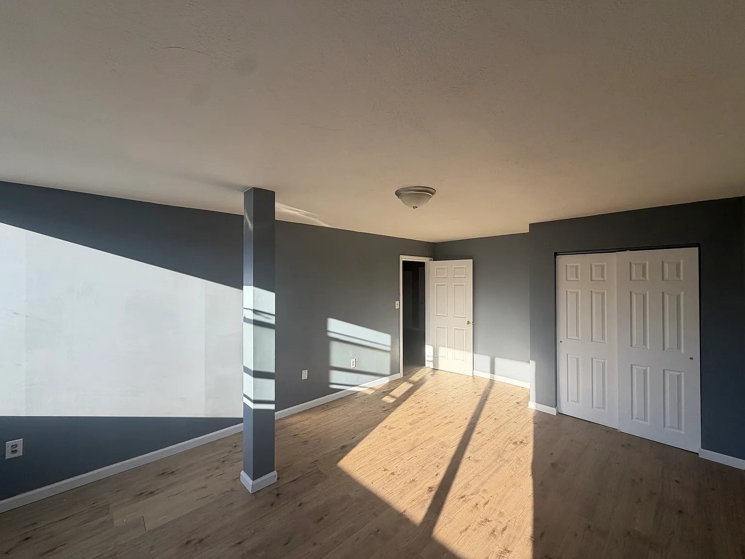 2 bed, 900 sqft, $1,675 — Photo 4