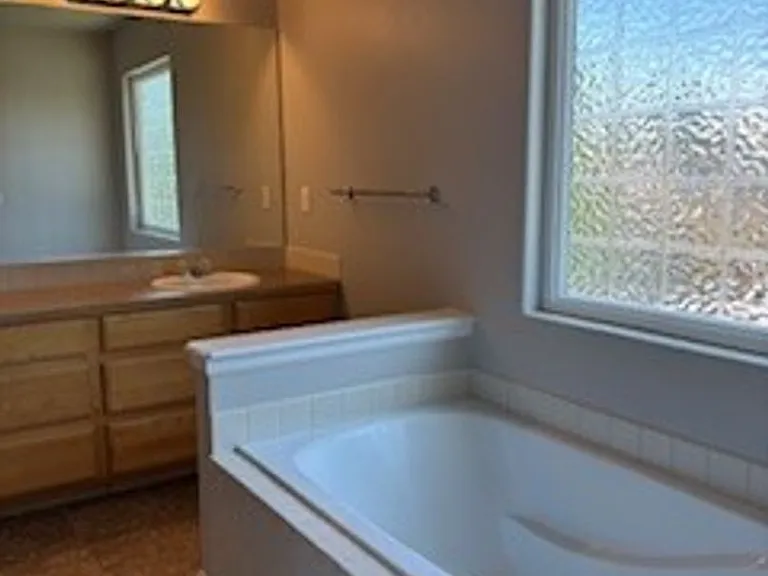 2462 Bar Harbor Dr — Photo 13