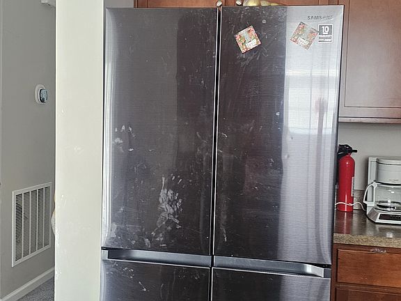 3rd image of 4431 Maple Wood Dr