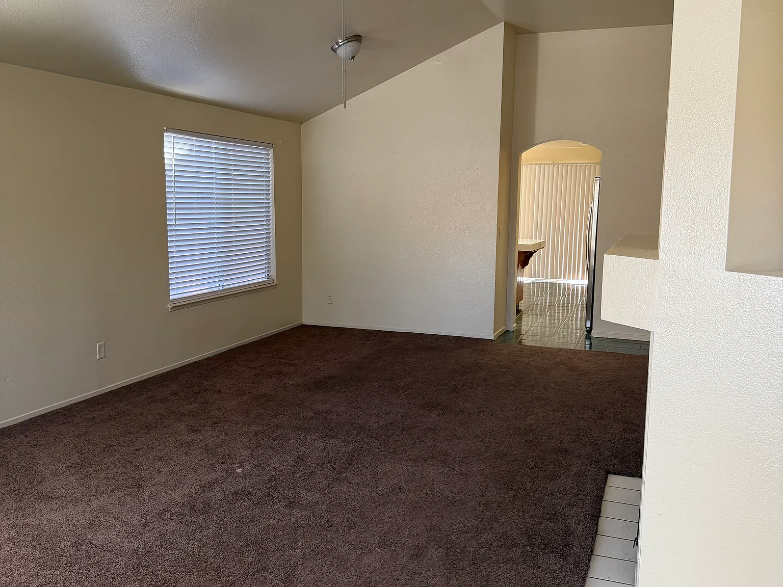 3 bed, 1484 sqft, $2,150 — Photo 2