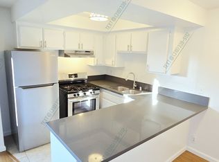10758 Lawler St #8, Los Angeles, CA 90034