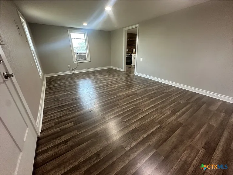 1515 Wright St — Photo 8