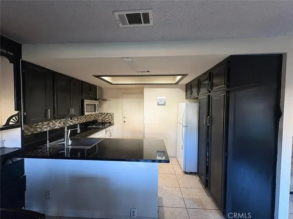 6100 Arbutus Ave Unit 42, Huntington Park, CA 90255