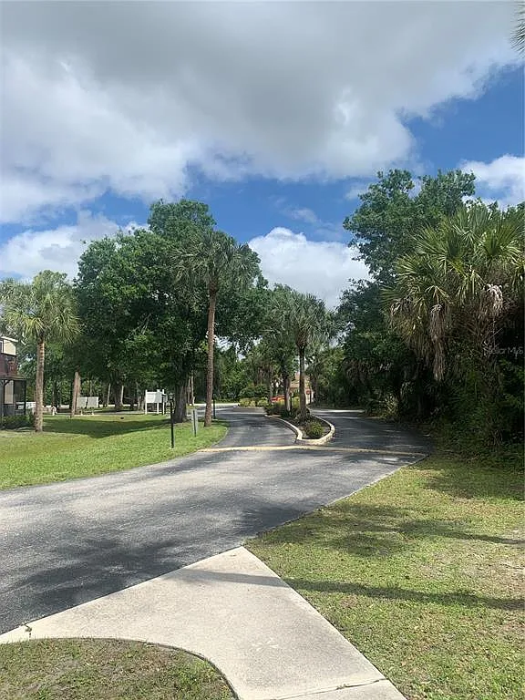 2 bed, 2.0 bath, 1046 sqft, $1,200 — Photo 3