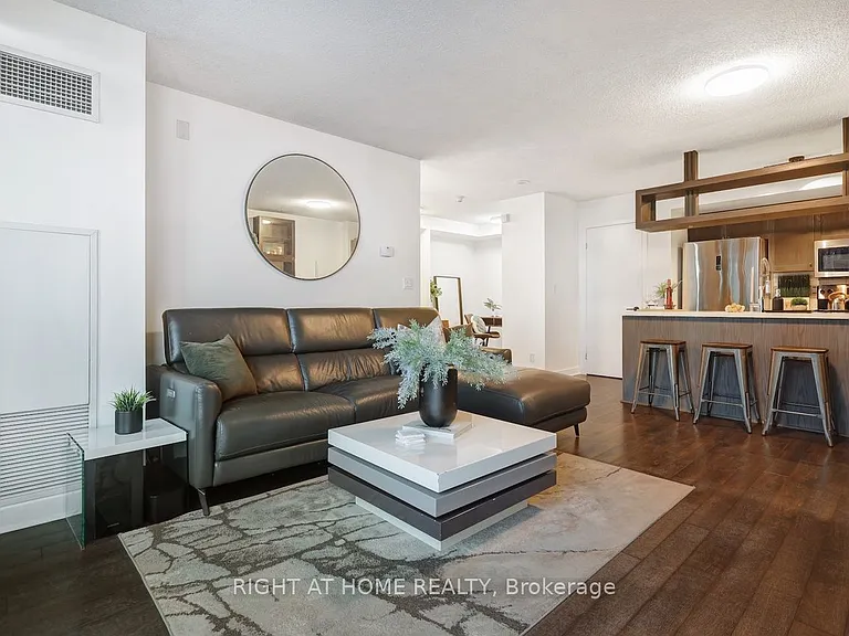 81 Navy Wharf Ct #2316 — Photo 22