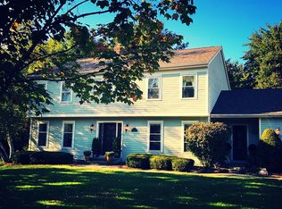 17 Keari Ln, South Burlington, VT 05403