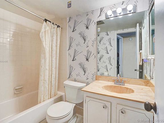 2nd image of 5961 NW 61st Ave APT 212