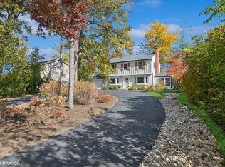 1541 Wilmot Rd, Deerfield, IL 60015