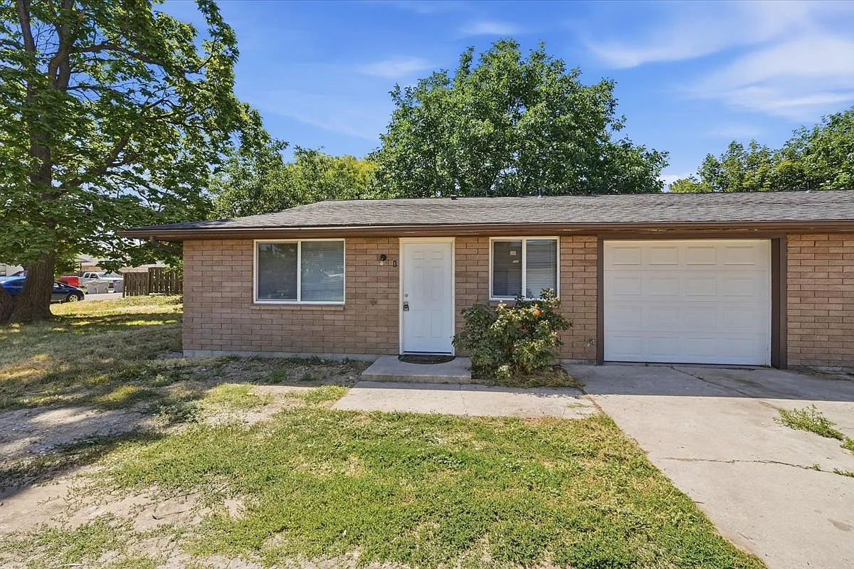3114 Iowa Avenue - 1 — Photo 1