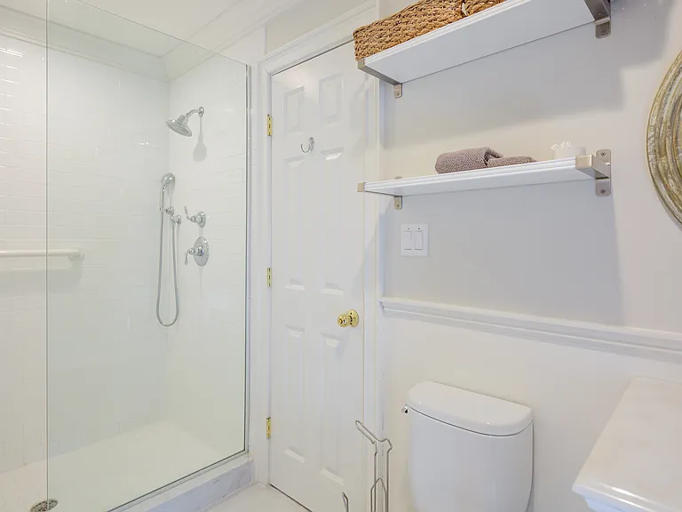 21 Whitney Rd — Photo 15