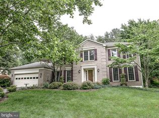 3005 Heritage Farm Ct, Herndon, VA 20171