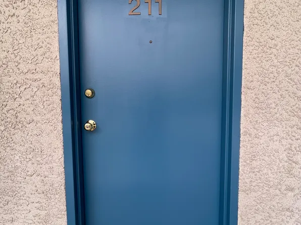 12840 Moorpark, 12840 Moorpark St #211, Studio City, CA 91604