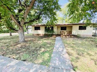 901 Valverde St, Carlsbad, NM 88220