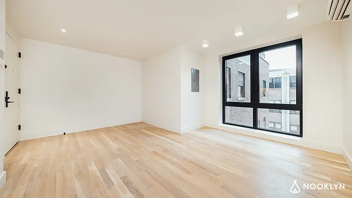 Rented by Nooklyn NYC LLC | media 9