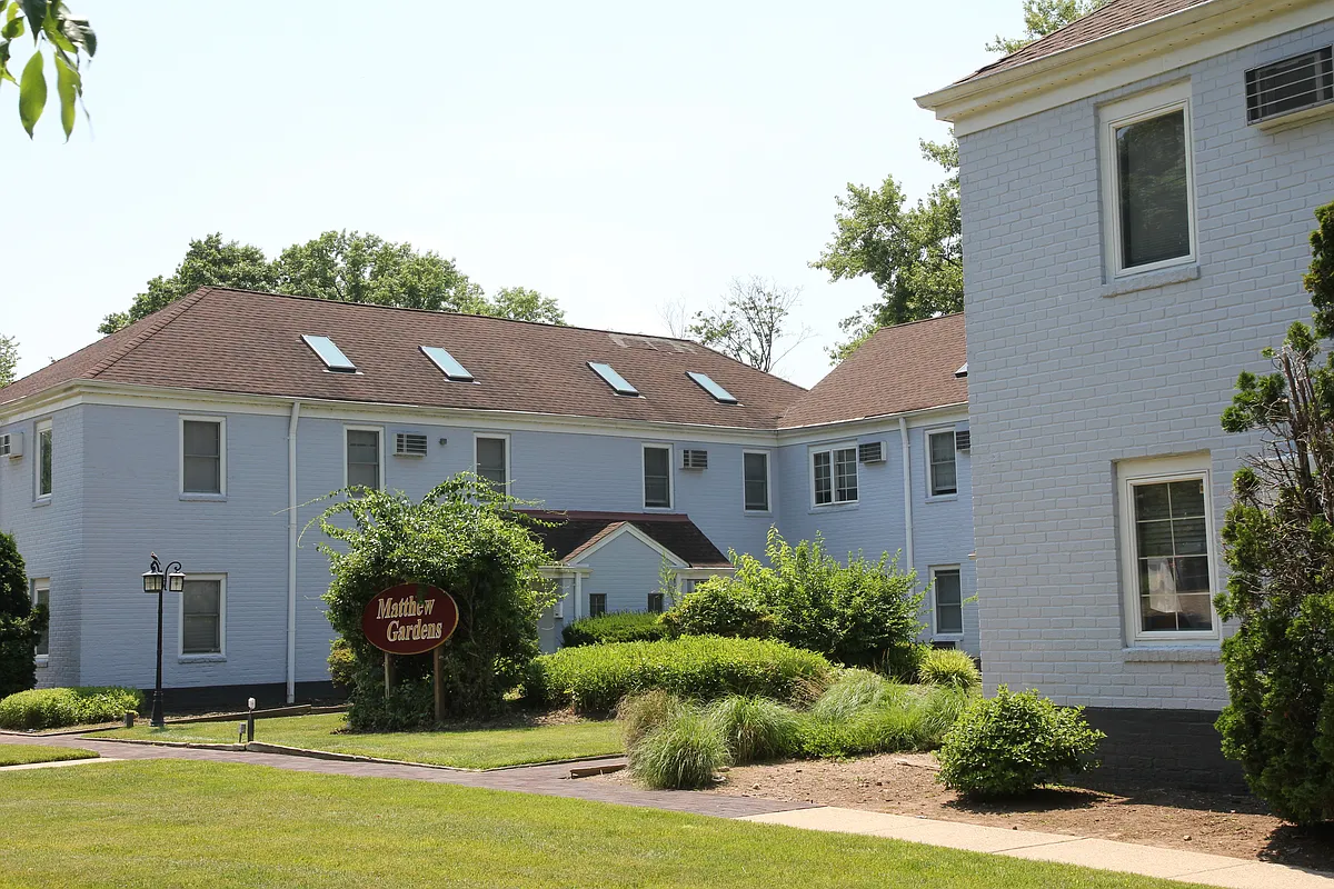 Building Photo - 610C Grand Ave #C