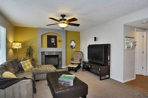 9694whitecliffplaceMLSHID709588ROOMfamilyroom
