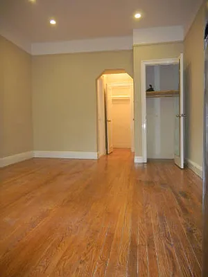 Rented by Gallery Real Estate Group, LLC | media 22