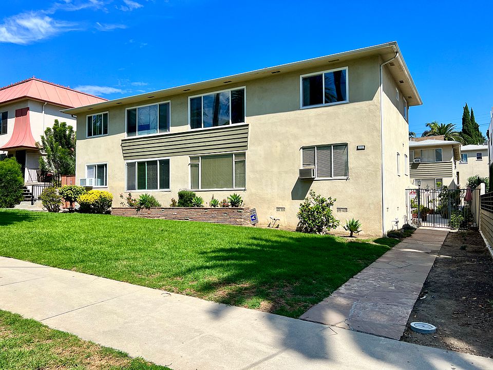 2124 N. Beachwood Dr.