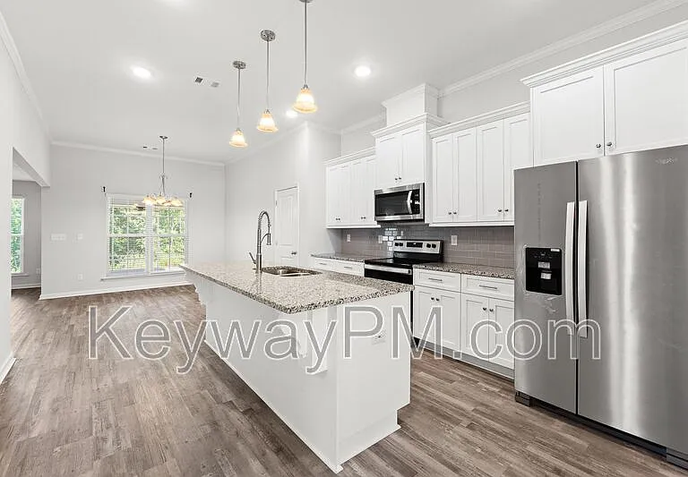 165 Dublin Loop — Photo 4