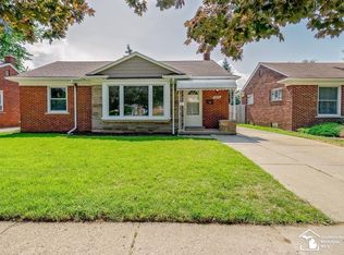 9309 Allen Rd, Allen Park, MI 48101