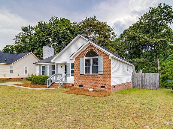 2nd image of 513 Livebark Ln