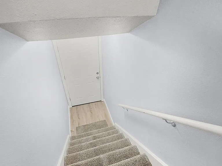 196 Molalla Ave #196 — Photo 25
