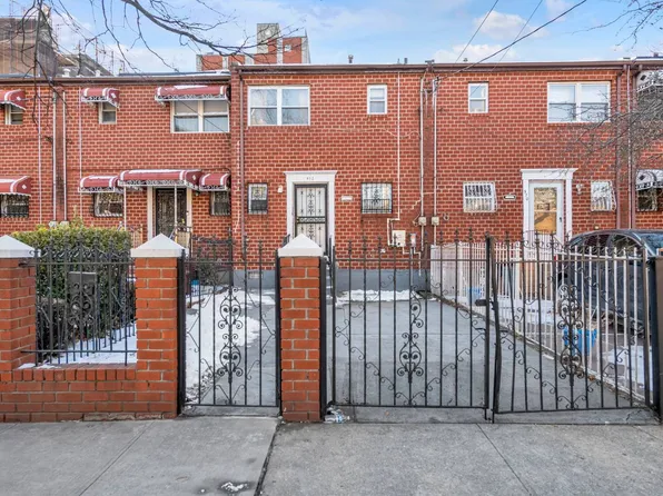 572 Christopher Avenue image 1 of 18