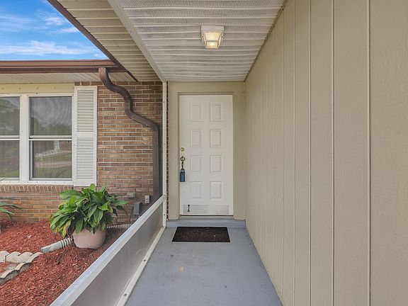 2nd image of 1242 SW Aragon Avenue