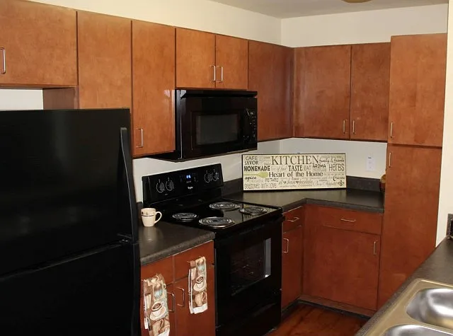 1464 E. Cheatham St. — Photo 1