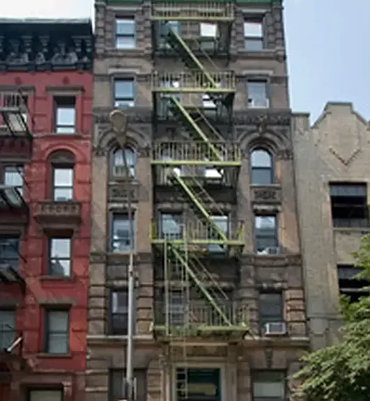 21 Leroy St #18 — Photo 1