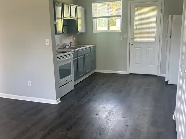 49 Pleasant Hill Rd, Harrisonburg, VA 22801