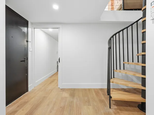 1851 Cornelia Street image 9 of 18