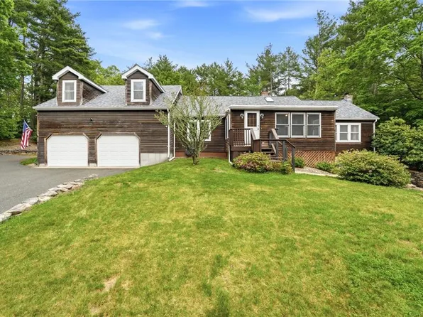 685 Round Top Rd, Burrillville, RI 02830