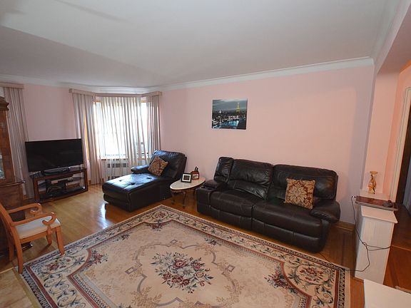 3rd image of 7636 113th St #5-O