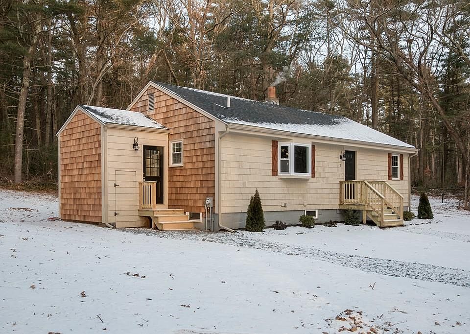 1st image of 1 Abbey Ln
