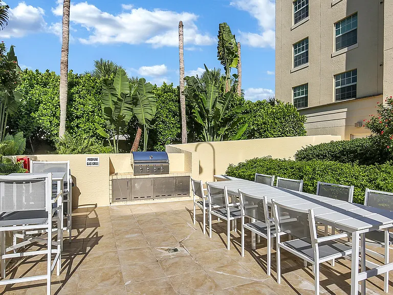 610 Clematis St #418 — Photo 19