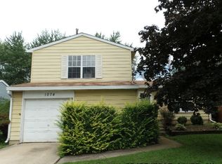 1074 Towner Dr, Bolingbrook, IL 60440