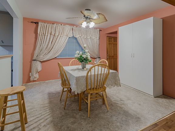 3rd image of 3522 S 130th St