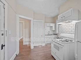 816 Windham Ave, Avondale, OH