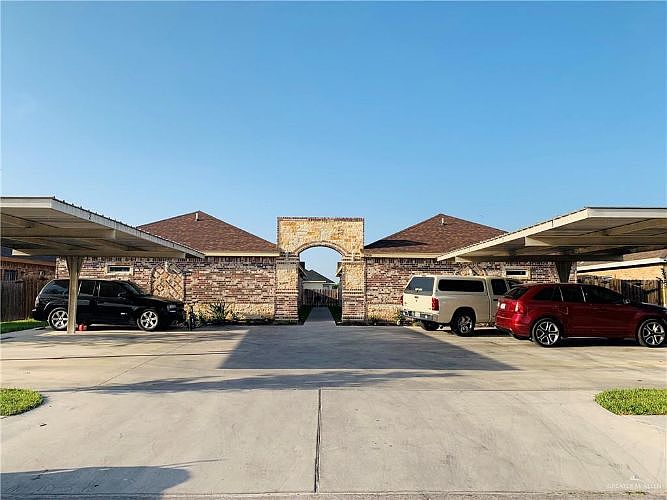 1st image of 2709 E Franklin Ave #1