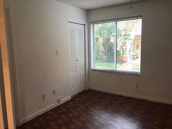 3rd image of 1026 Coral Club Dr #1026