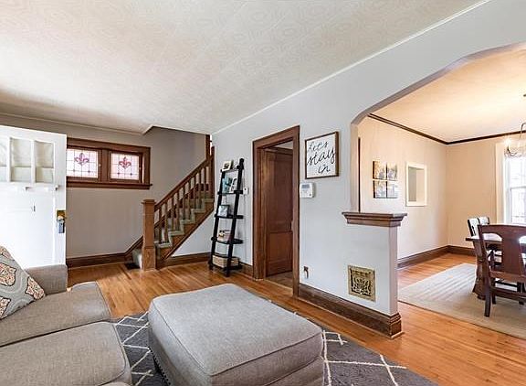 2nd image of 6007 Wanda Ave
