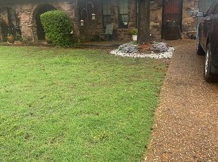 1808 Coon Creek Dr, Eufaula, OK 74432