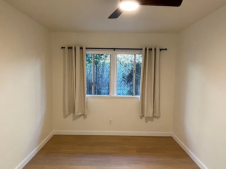 6819 N Figueroa St #21 — Photo 9