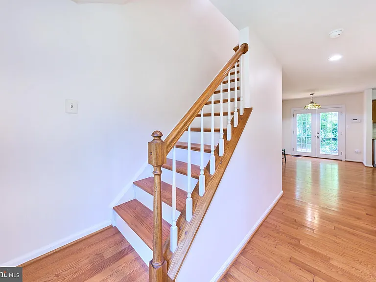 8508 Silverdale Rd — Photo 26