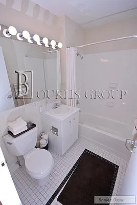 Rented by Bouklis Group | media 4