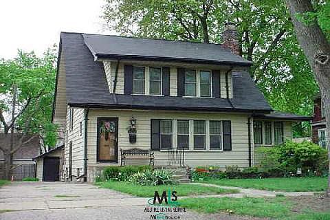 1st image of 482 Iroquois