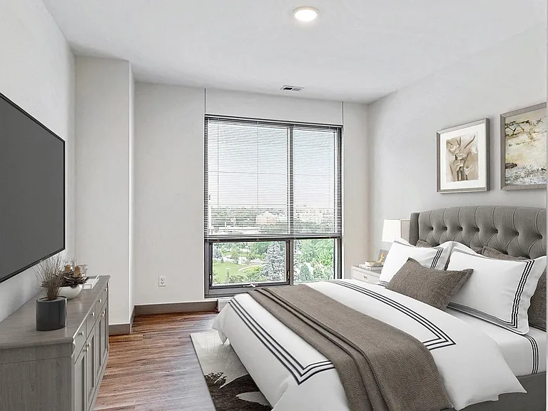 Create your ideal home at Midtown Crossing Apartments.