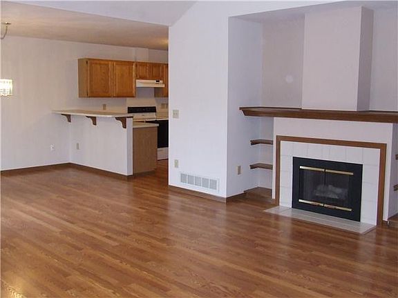 5th image of 7812 N Meadowlark Ln