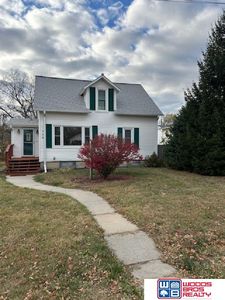 335 Van Buren St, Bennet, NE, 68317